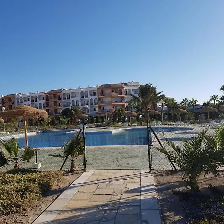 Casa Baja Naturista Con Palmeras Y Patio! Apartment *