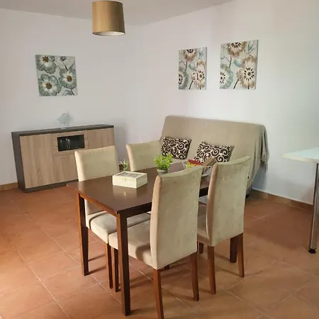 Casa Baja Naturista Con Palmeras Y Patio! *