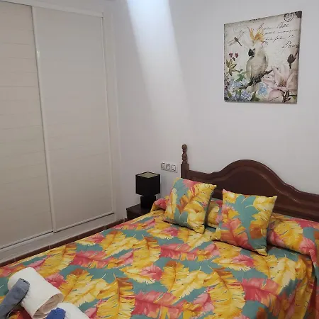 Casa Baja Naturista Con Palmeras Y Patio! * Vera