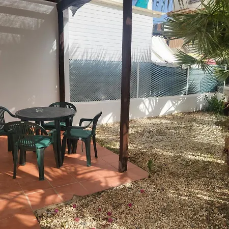 Casa Baja Naturista Con Palmeras Y Patio! Apartment *